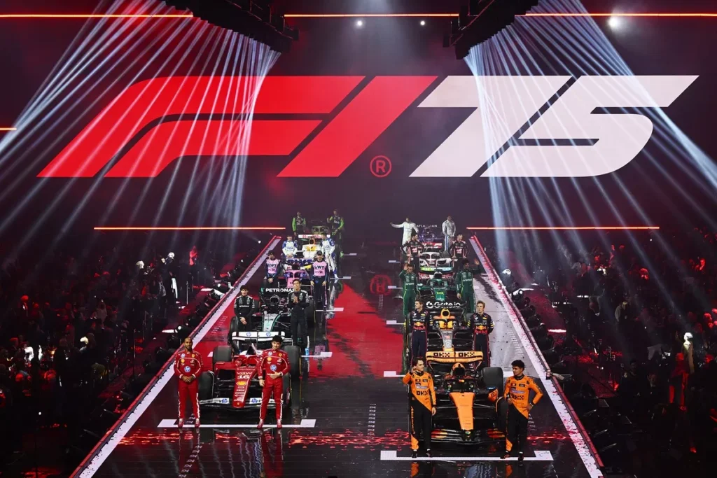 cars-and-drivers-line-up