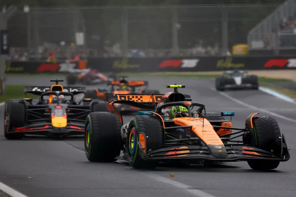 lando-norris-mclaren