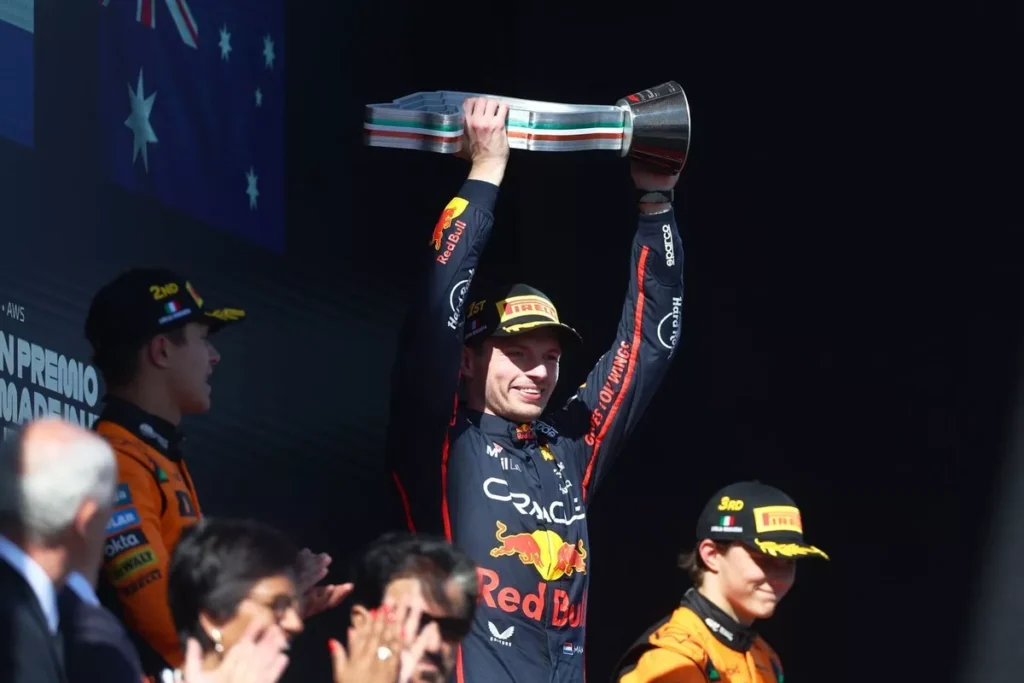 max-verstappen-red-bull-racing (3)