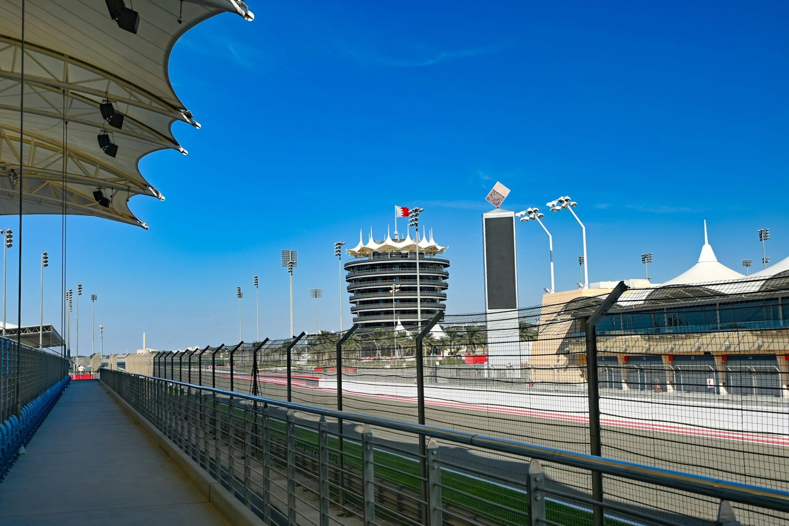 L’asphalte et la légende, une esquisse des Circuits de Formule 1