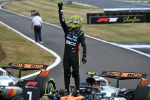 lando-norris-mclaren