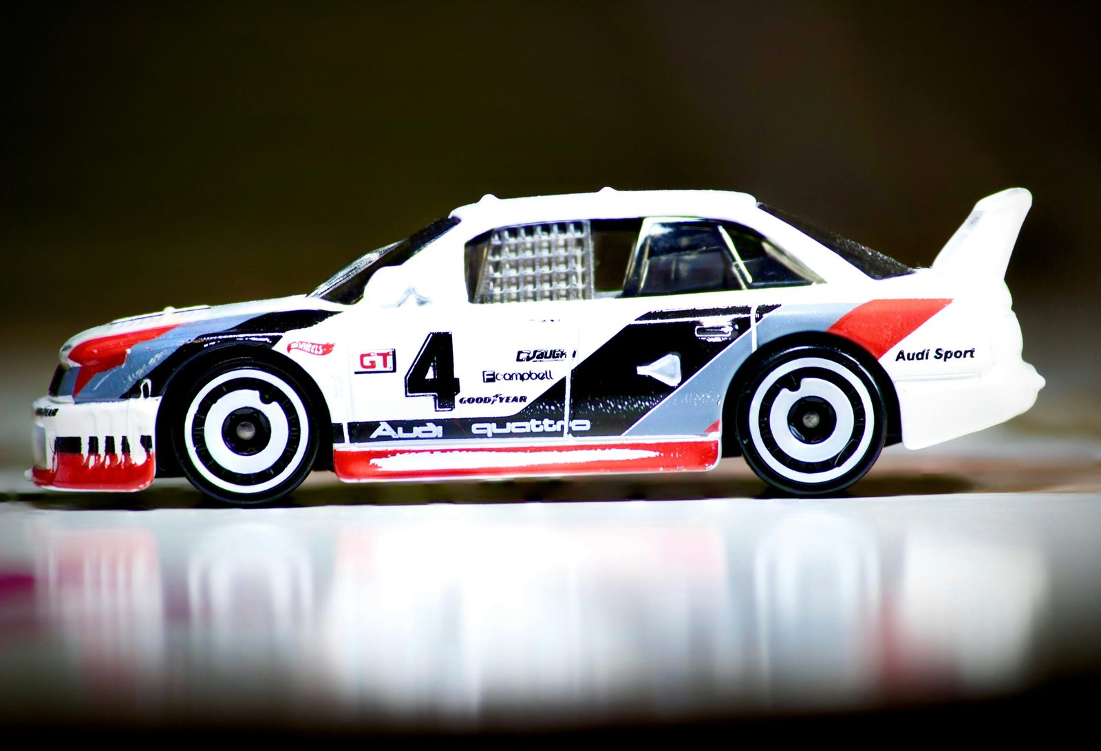 Audi Sport, entre performance racée et héritage maîtrisé